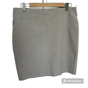 Ann Taylor LOFT Petite Pencil Skirt Black & White Stripped Size LP
